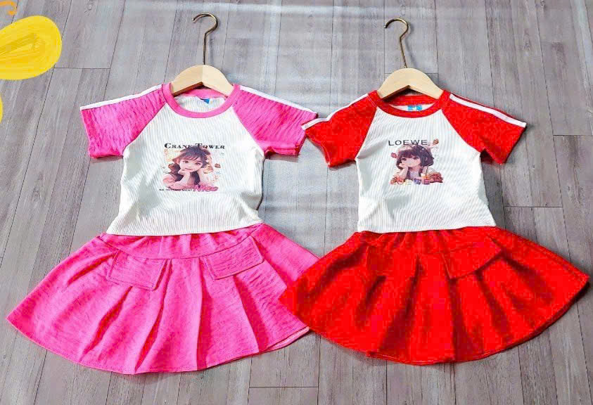 Bộ vải tăm, chân váy có quần bên trong