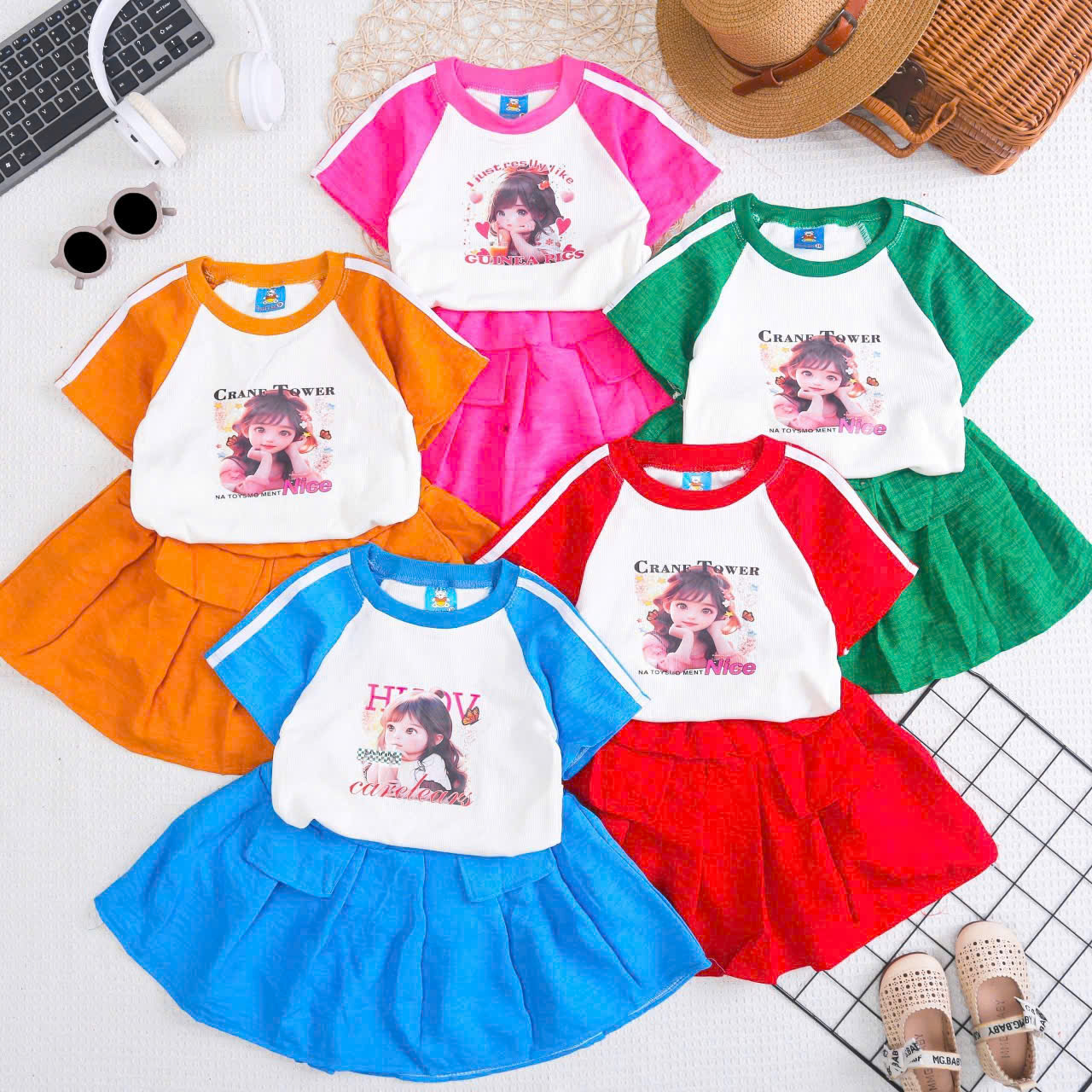 Bộ vải tăm, chân váy có quần bên trong